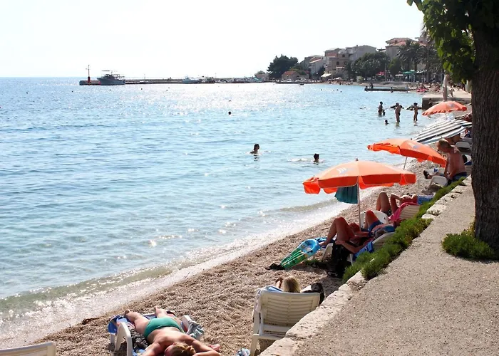 And By The Sea Gradac, Makarska - 13179 2* غراداك